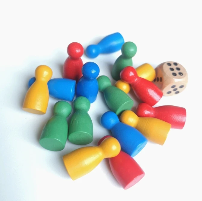 100 Pcs Colorful Wooden Chess  - Board Game Wingspan review and price