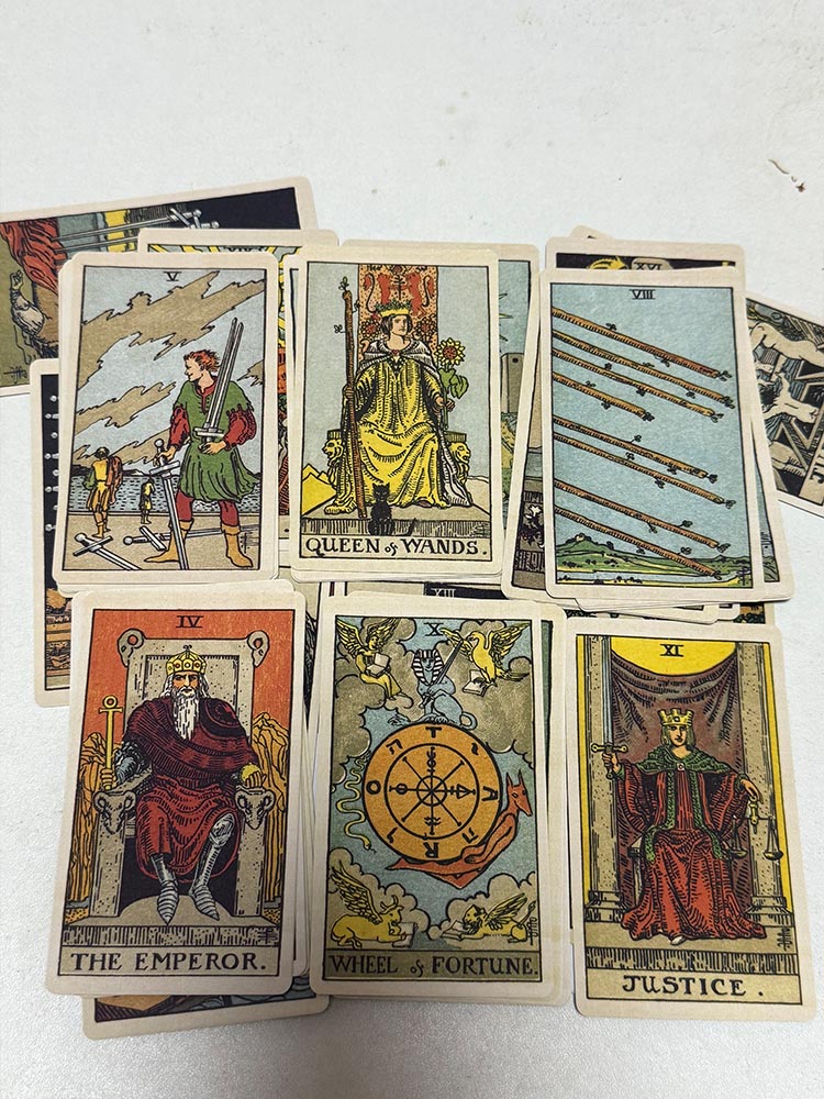 The Classic Tarot Cards A 78 D - Board Game Quantum review and price